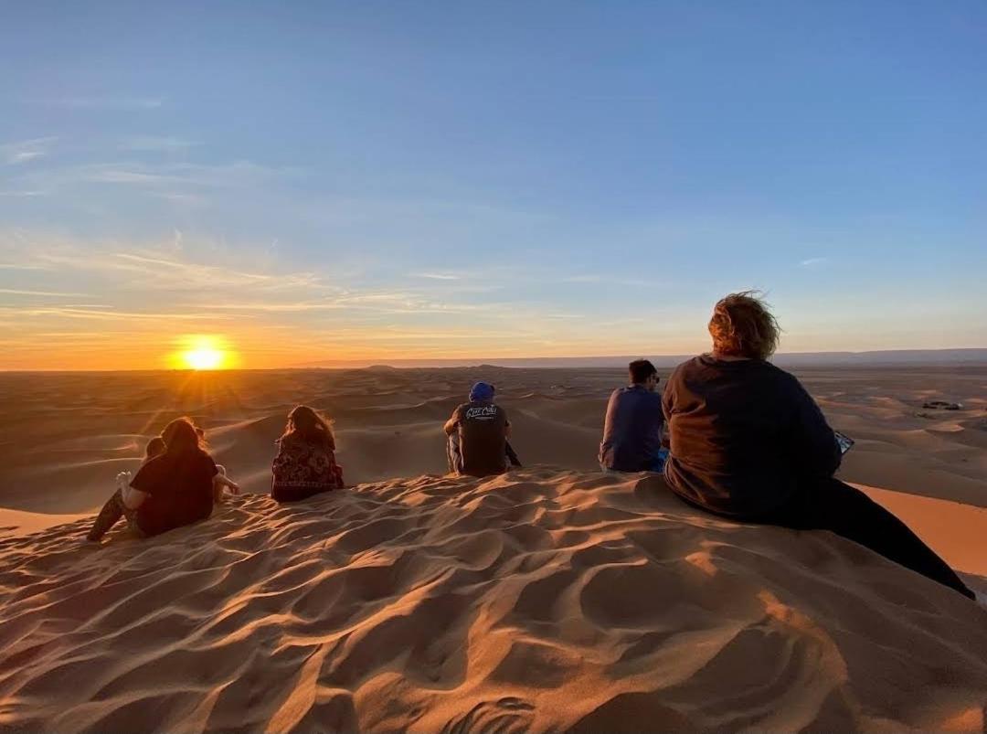 Отель Erg Chegaga Camp Excursions Мхамид Экстерьер фото